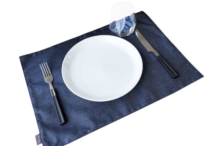 ARASAWA（アラサワ）が贈るランチョンマット「毎日の食卓を、デニムシリーズでより特別なものに」